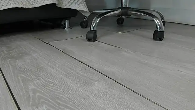 Aleya_Black webcam