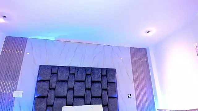 PurpleHeart_Fg webcam
