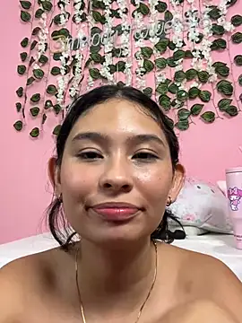 melody_flowers18 webcam