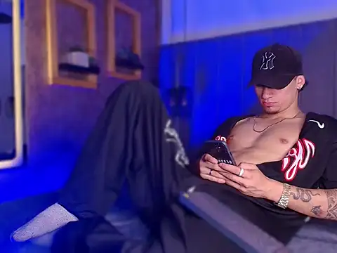 The_BossCrown webcam