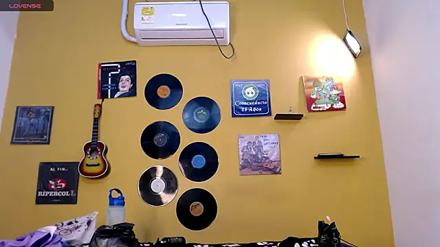 lilithevil32 webcam