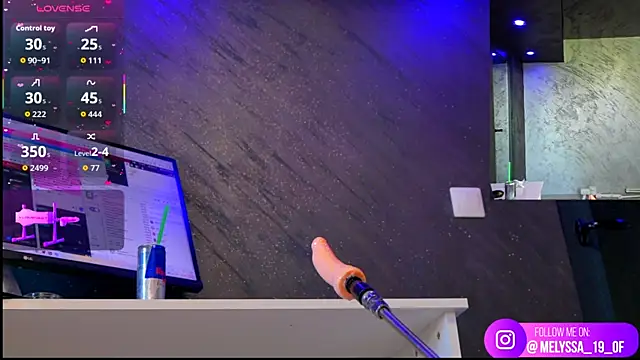 im-your-lovee webcam