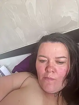 SunnyLeila2101 webcam