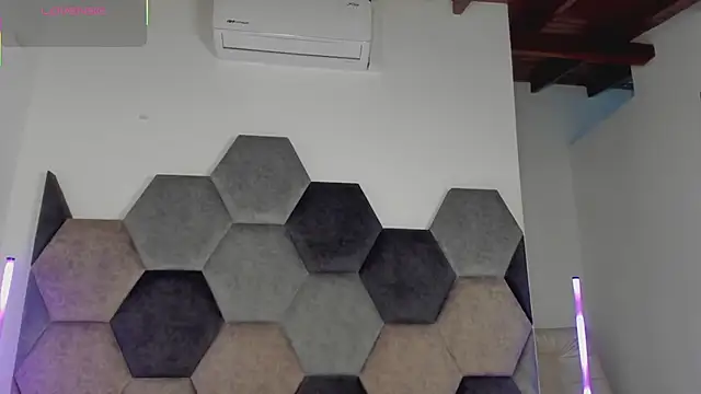 Latrellx7 webcam