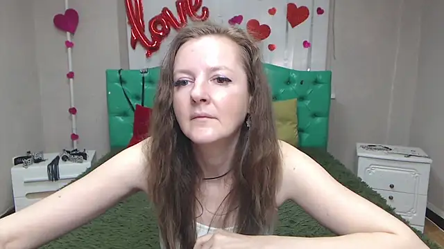 MeganPirs webcam