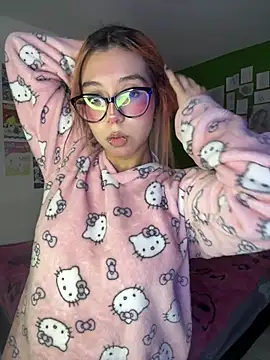 Valen-Foxx1 webcam