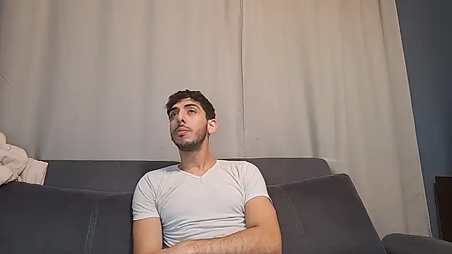 LeoyNicky98 webcam
