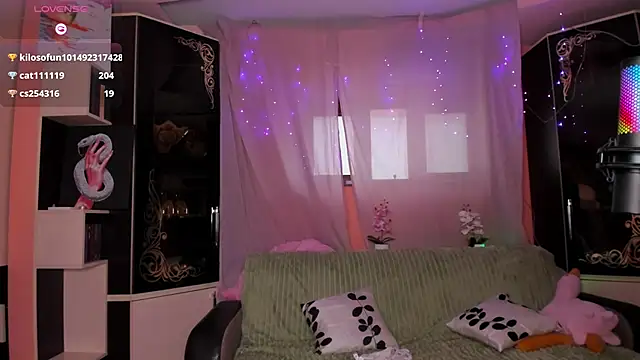 Luna_Reid webcam