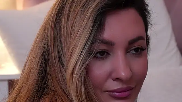 YaaraCollins webcam