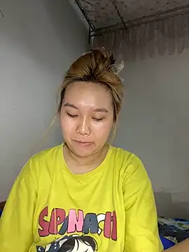 Almira6868 webcam