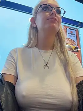 Mila_NoRules webcam