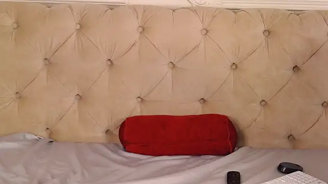 SarahLynz webcam