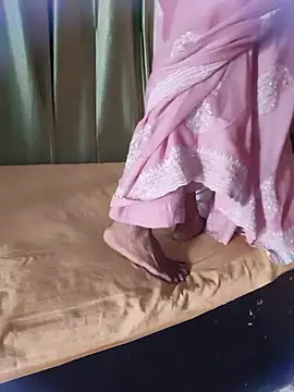 Shalu_G webcam