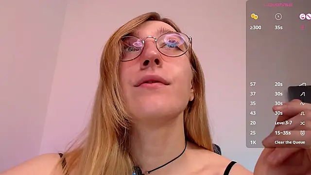 MissSquirtling webcam
