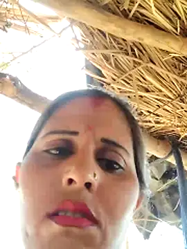 Bhavna8080 webcam