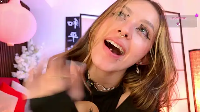 Elysia_carter webcam