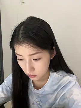 Mina_168 webcam