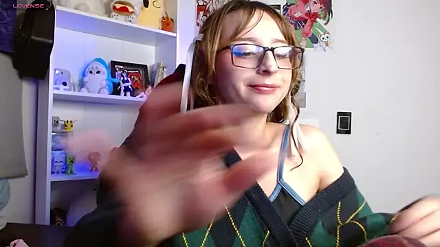 CelesteAyase webcam
