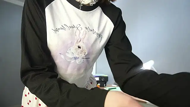 Leyla_crsh webcam