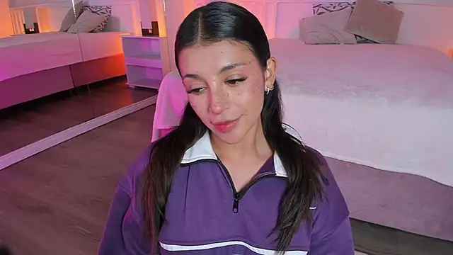Ammy_gh webcam