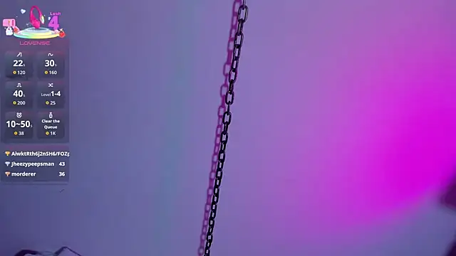 klhoe_boobs webcam