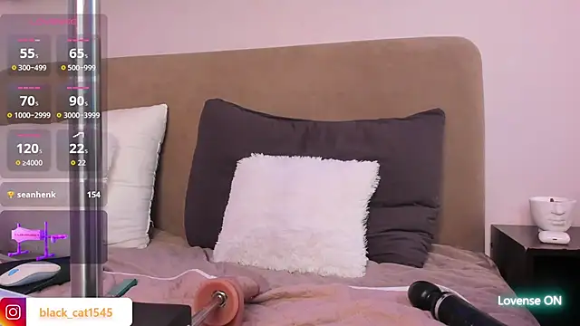 kittyhardfucks webcam