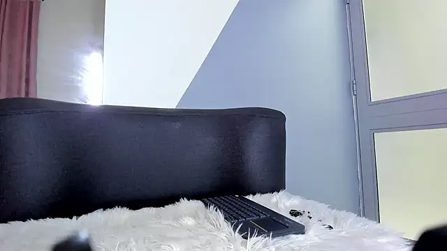 NiaCrawfordd webcam