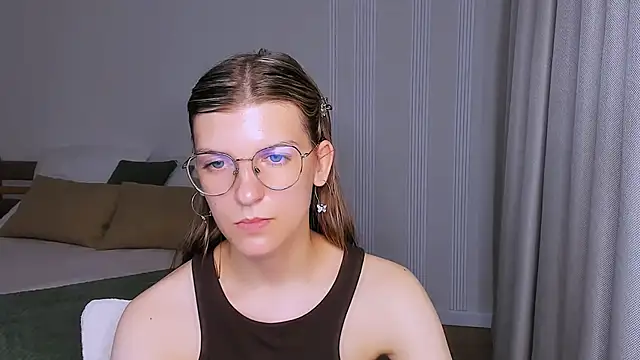 AnnaThorne webcam