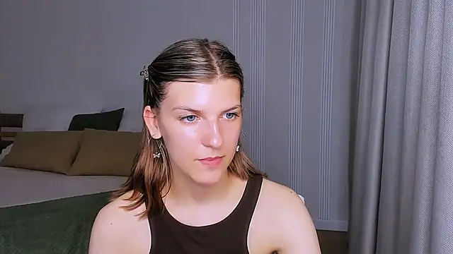 AnnaThorne webcam