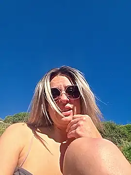 SpicyVicky webcam