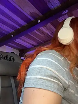 Sophia_Weest99 webcam