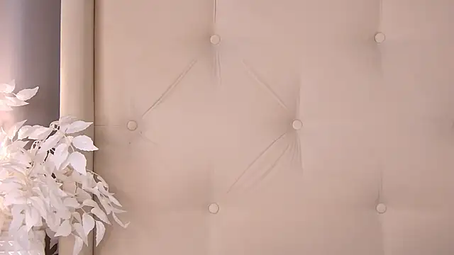 ur_wet_dreams webcam