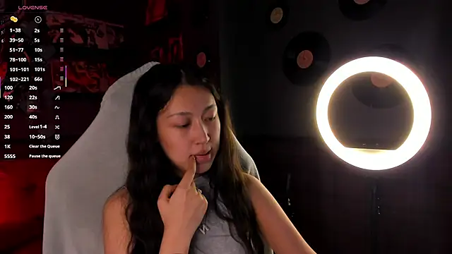 Nelly_Kimm webcam