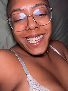 aliayourfav webcam