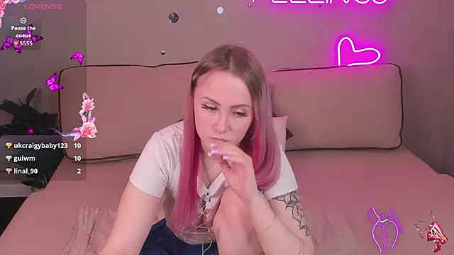 Jooyce_Howward webcam