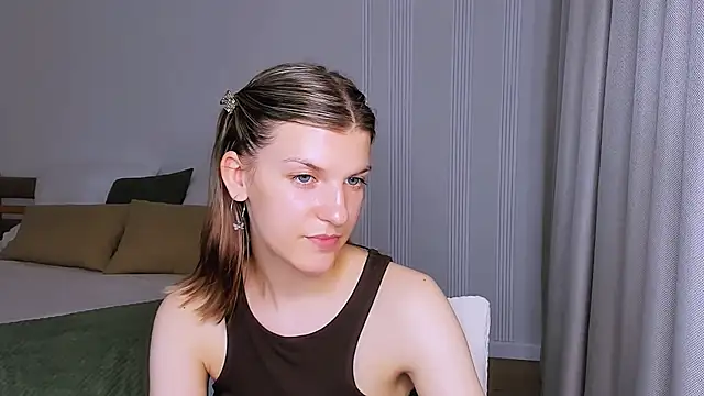 AnnaThorne webcam