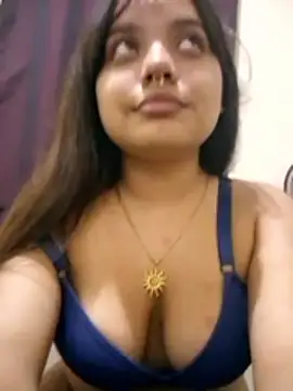 Daniela-Peruana webcam