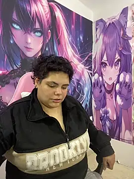 Hailey_Curvy webcam