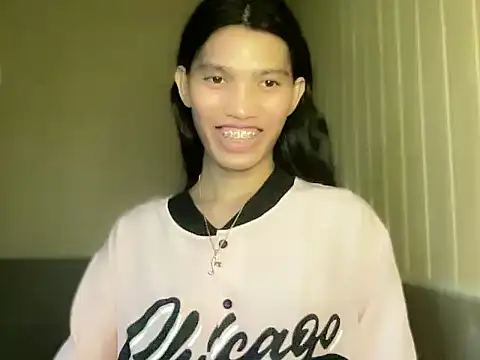 Yourgoddess_jayve webcam