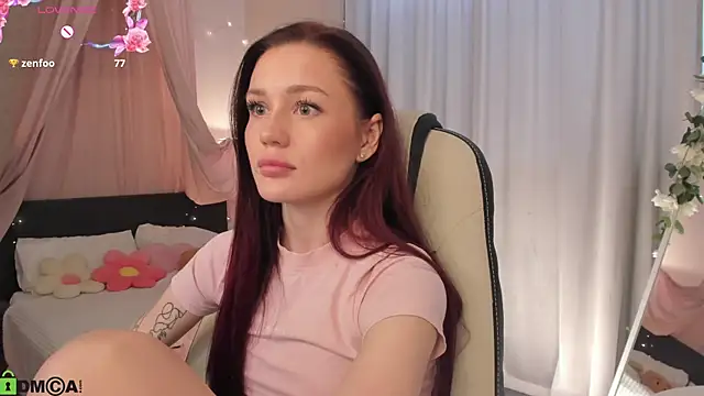 Aria_Mila webcam