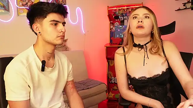 tommy_and_sophie webcam