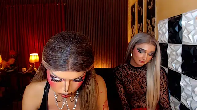 xFistingLadyBoyx webcam