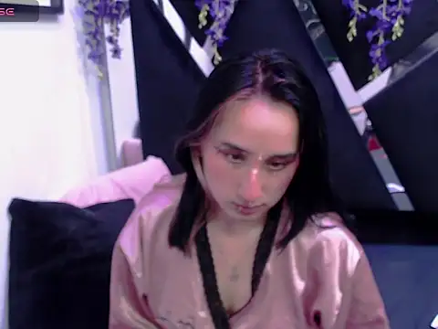 CharlotteStuart webcam