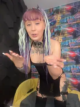 Tattoo__Moon webcam