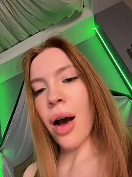 Lily_Dalton webcam