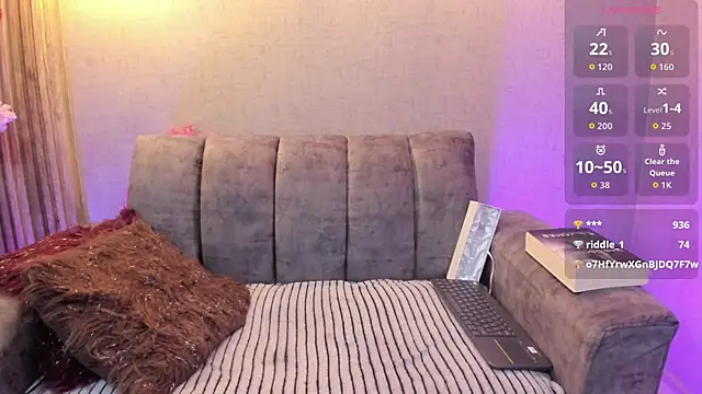 ShantalBr webcam