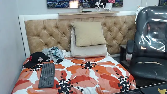 Ethanx18_ webcam