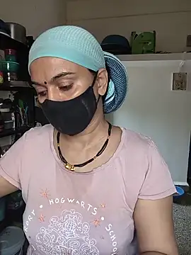 HeartlessGirl webcam