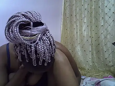prettybeee webcam