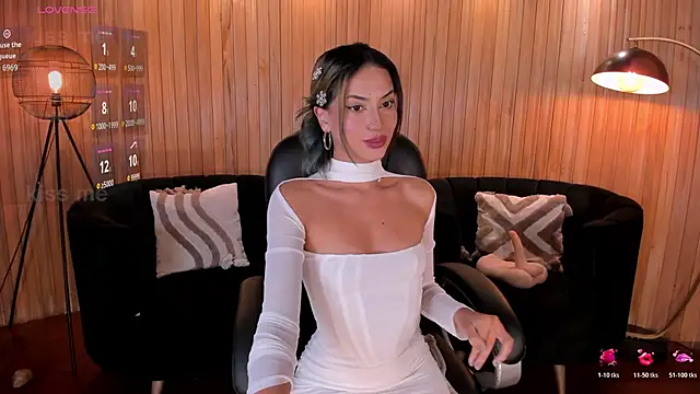 KayraLanne webcam